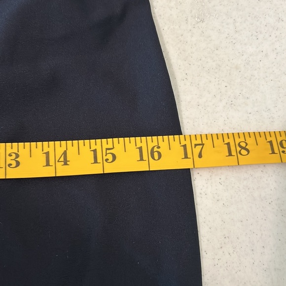 NEW Isabel Women’s Maternity Jeans Crisscross Back Size 14 Denim NWT Retails $30 - Picture 8 of 9